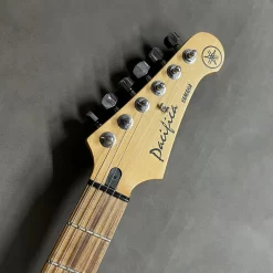 Secondhand Yamaha Pacifica Electric Guitar - Black 7 Secondhand Yamaha Pacifica Electric Guitar - Black -Musical Instruments Sale UYP DOVE 2
